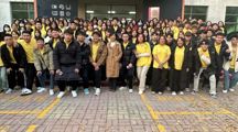数字创意学院|beat365官网数字创意学院、人工智能学院、智能制造学院携手塘沽二中开展“劳动砺心智，实践促成长”艺创研学实践活动