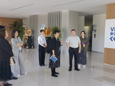 校地联动拓新局&nbsp;产教融合向新程 ——beat365唯一官网赴中新天津生态城调研交流