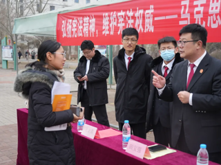 beat365官网与滨海新区法院联合开展法治宣传活动
